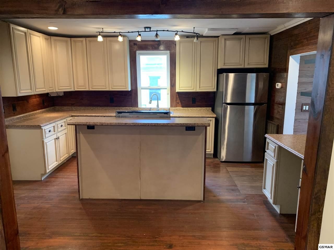 420 Park Road Sevierville, TN 37862 - Photo 4 of 12 Gallery Image 4