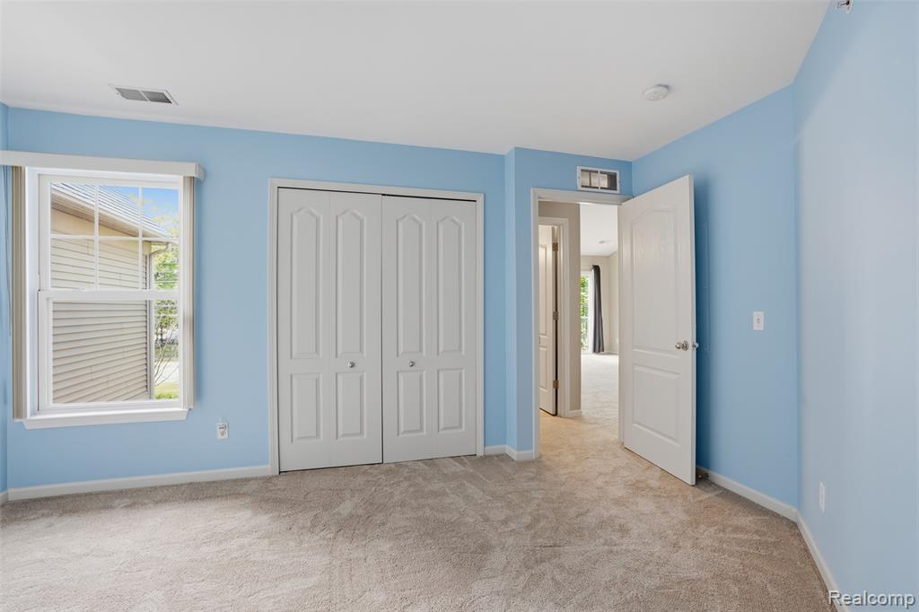 320 North Wixom Road, Unit 30 Wixom, MI 48393 - Photo 23 of 28