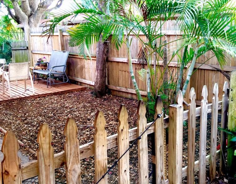 2807 Albatross Road Delray Beach, FL 33444 - Photo 15 of 16 Side Yard