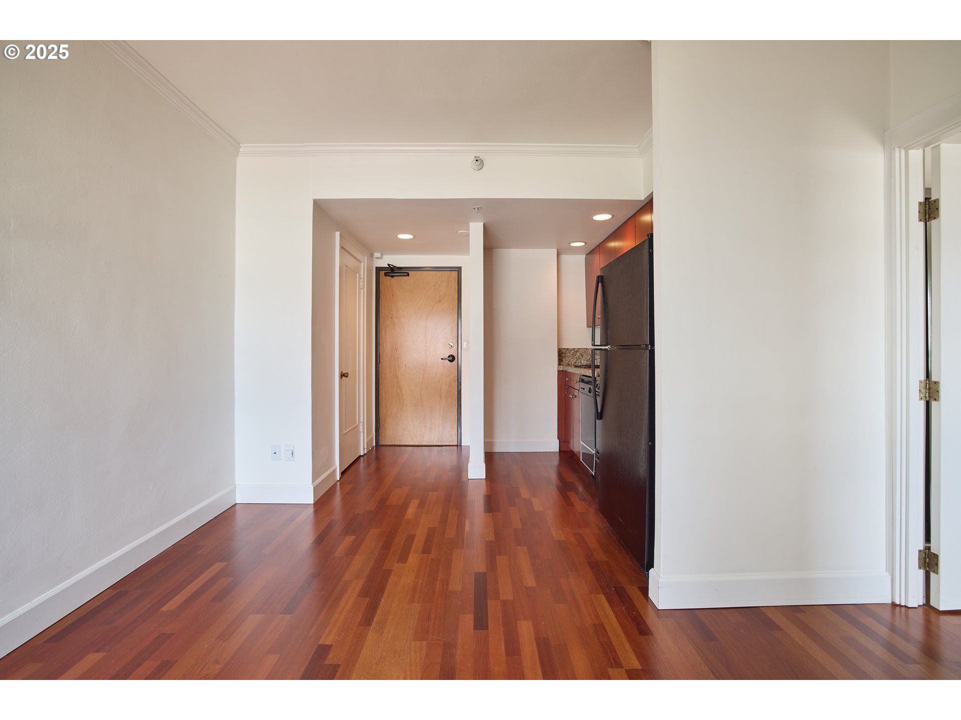 1005 Southwest Park Avenue, Unit 703 Portland, OR 97205 - Photo 12 of 35