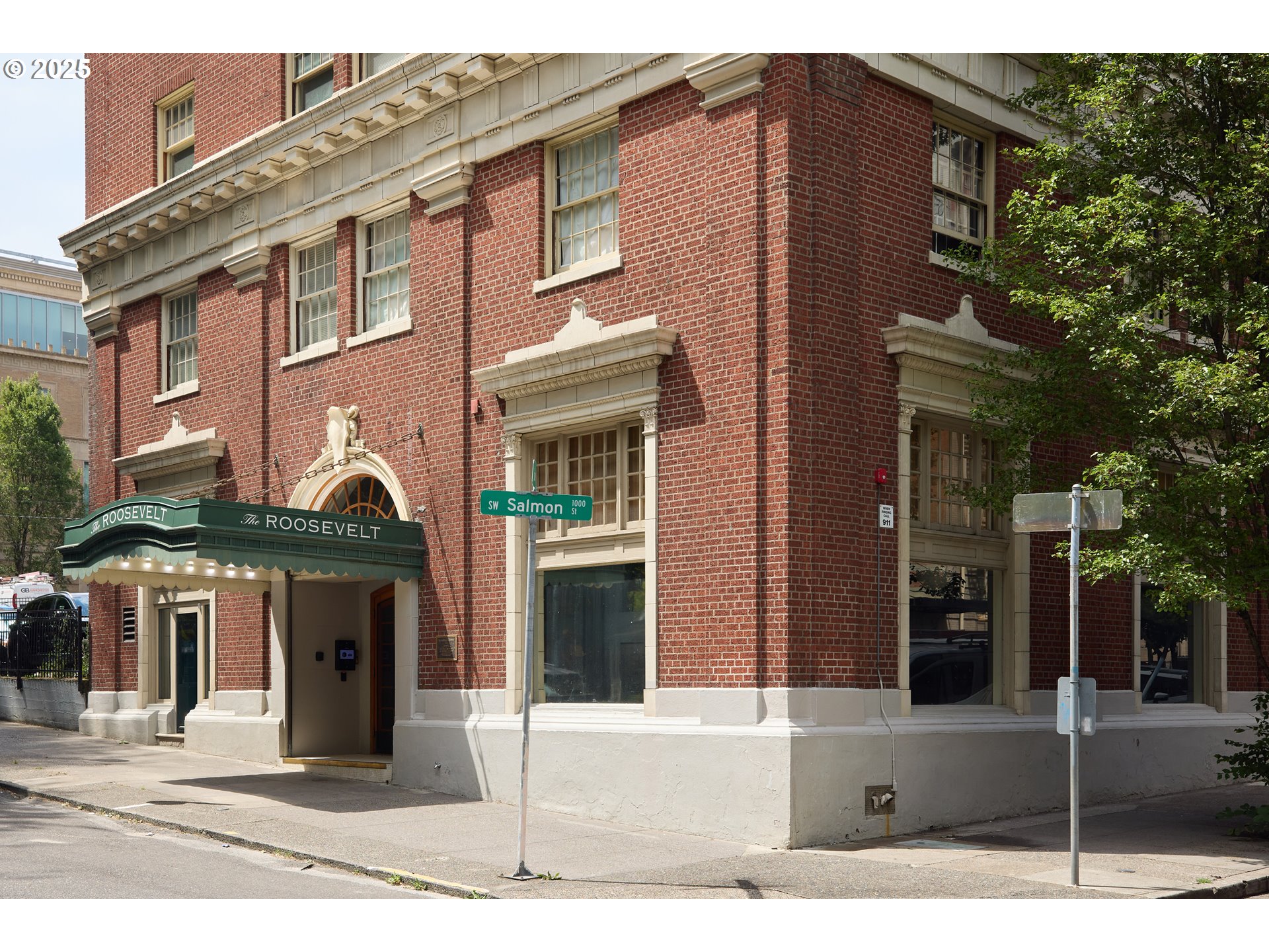 1005 Southwest Park Avenue, Unit 703 Portland, OR 97205 - Photo 30 of 35