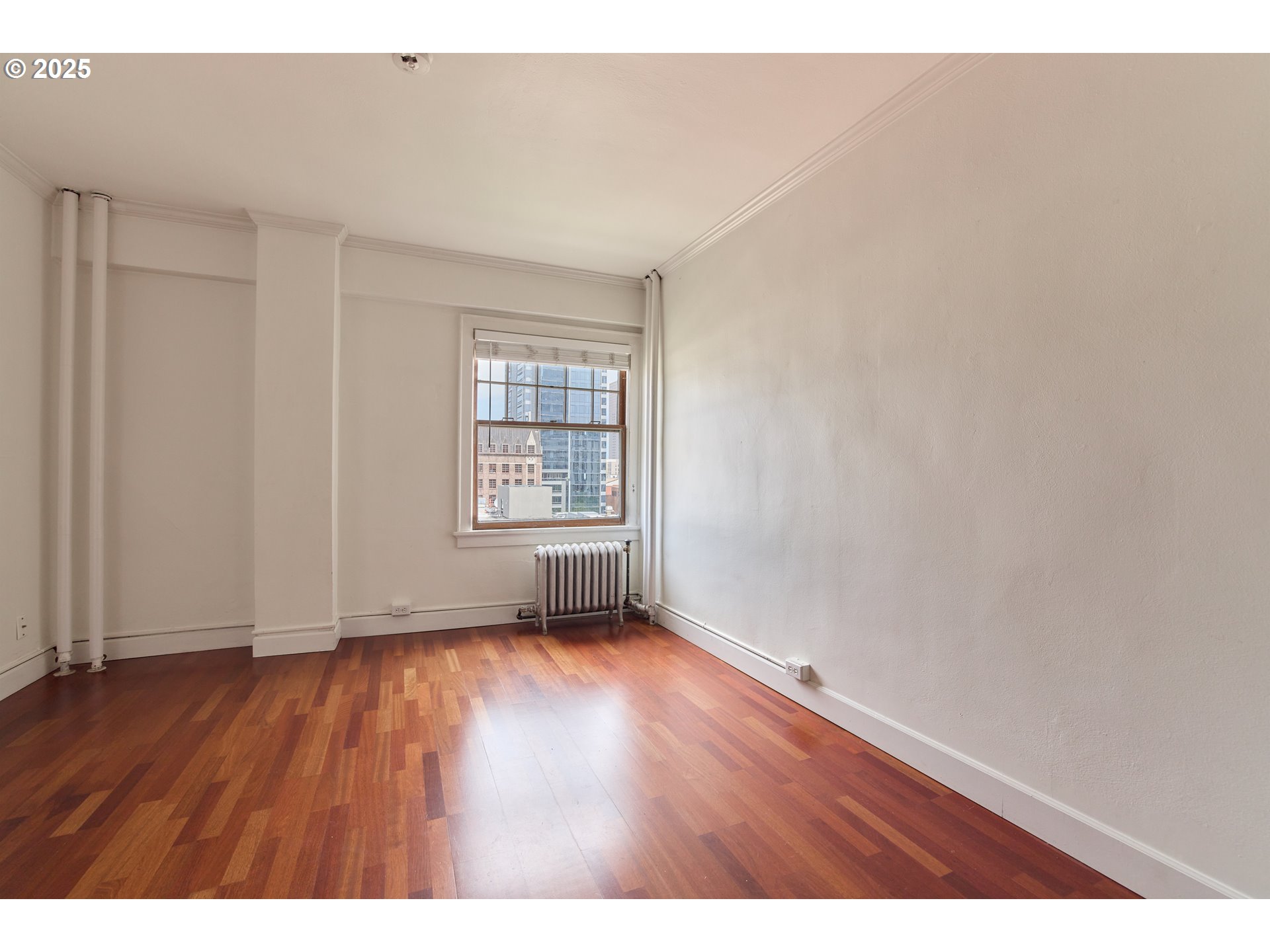 1005 Southwest Park Avenue, Unit 703 Portland, OR 97205 - Photo 5 of 35