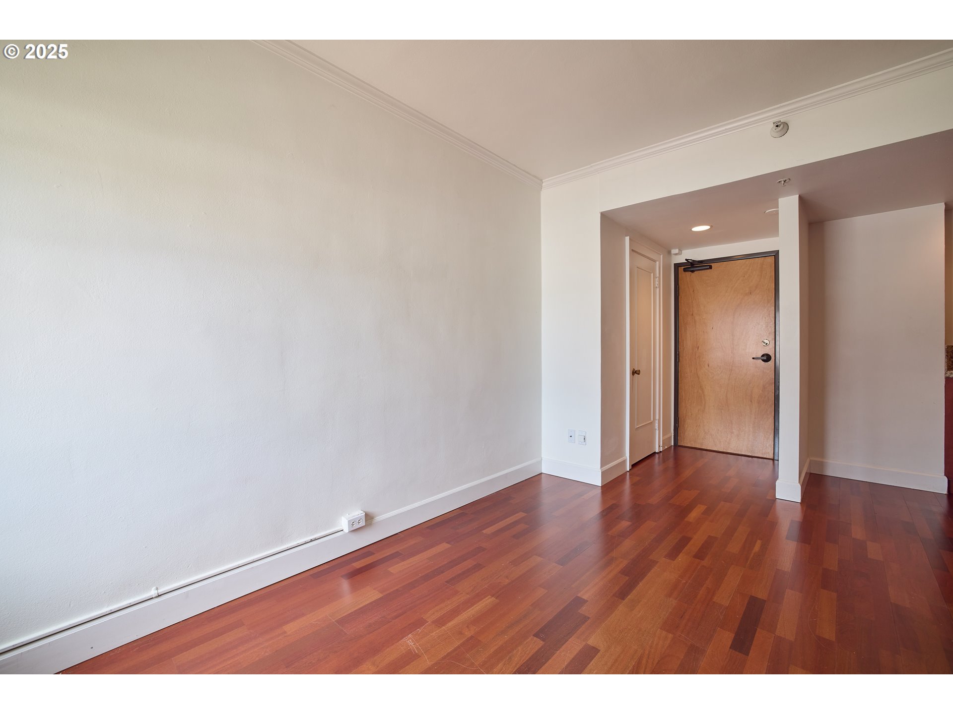 1005 Southwest Park Avenue, Unit 703 Portland, OR 97205 - Photo 10 of 35