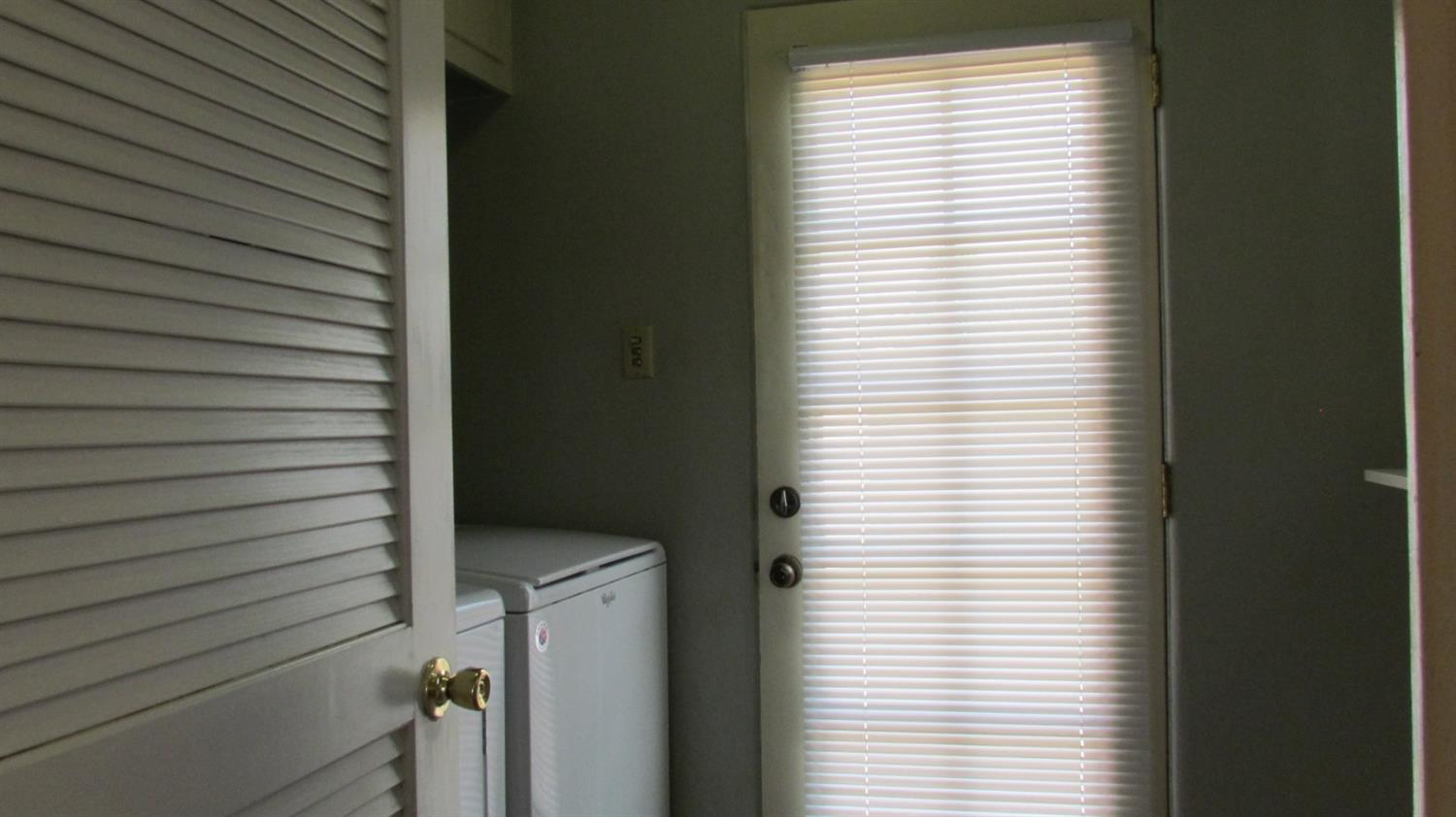 188 West Myrtle Avenue Reedley, CA 93654 - Photo 21 of 30 Gallery Image 21