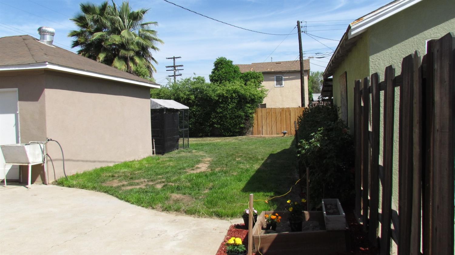188 West Myrtle Avenue Reedley, CA 93654 - Photo 26 of 30 Gallery Image 26