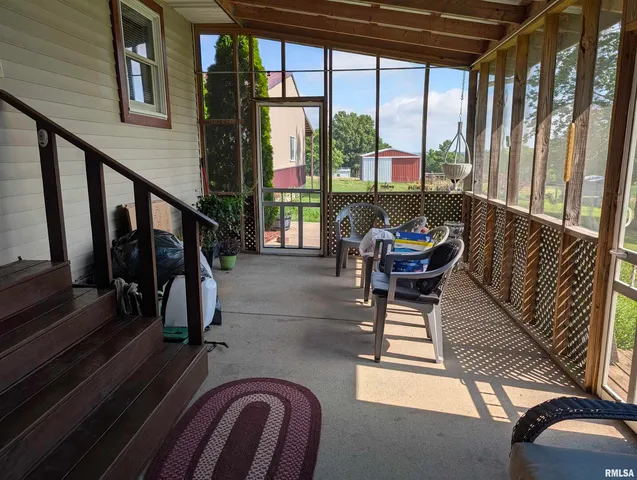 $189,900 | 425 Peak Road, Harrisburg, IL 62946