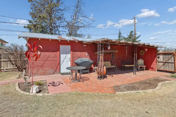 $314,500 | 43 Fannin Drive, Tulia, TX 79088