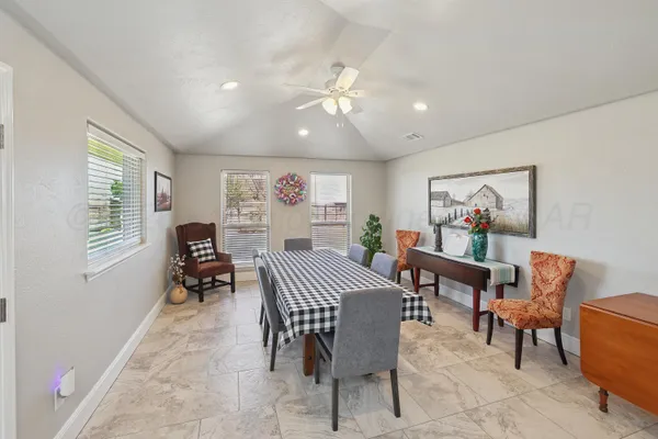 $314,500 | 43 Fannin Drive, Tulia, TX 79088