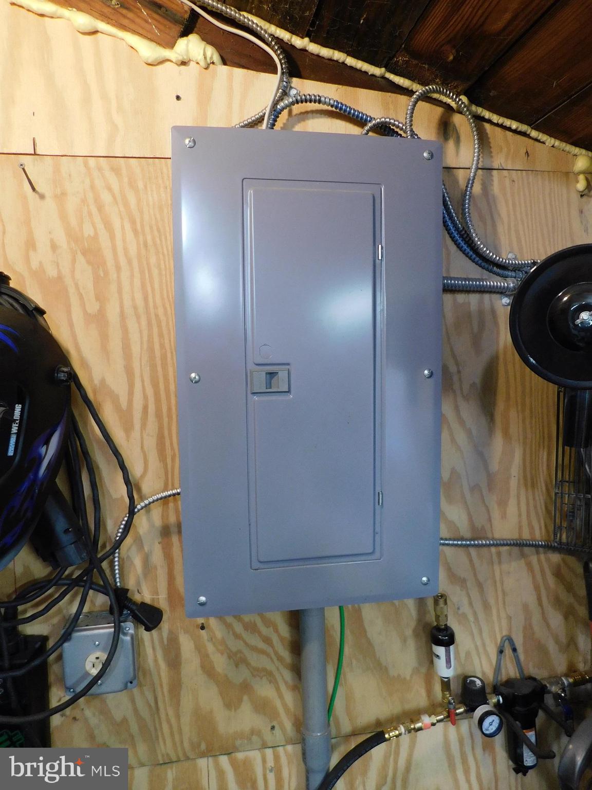 403 Lampeter Road Lancaster, PA 17602 - Photo 32 of 33 Shop 100 Amp