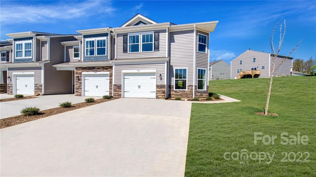 86 Creekview Road Hendersonville, NC 28792 - Photo 1 of 39