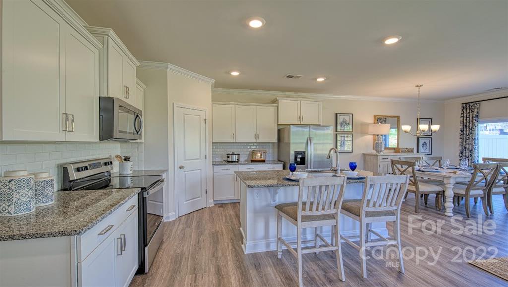 86 Creekview Road Hendersonville, NC 28792 - Photo 8 of 39