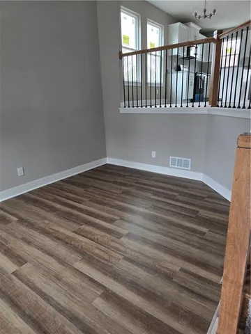 $279,500 | 513 West Smith Street, Spring Hill, KS 66083