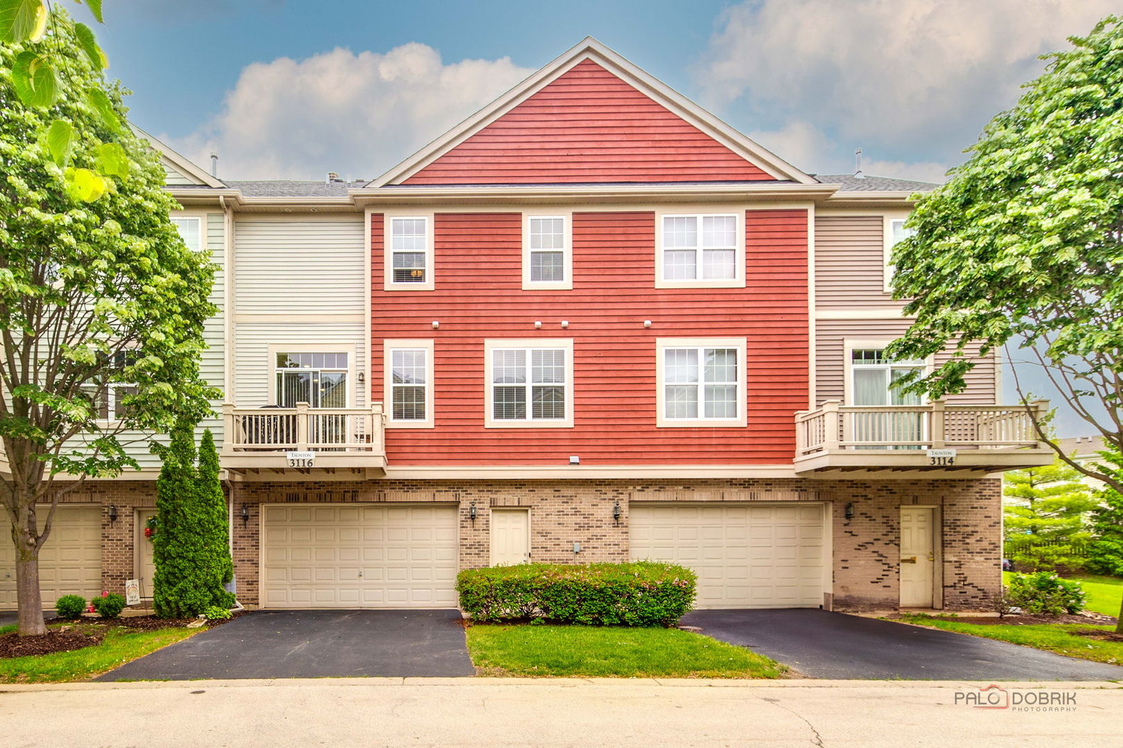 3116 Taunton Street Elgin, IL 60124 - Photo 1 of 32