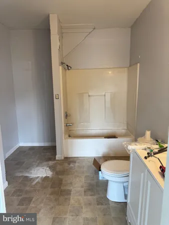 $1,700 | 3446 Lincoln Highway East, Unit 1, Paradise, PA 17562