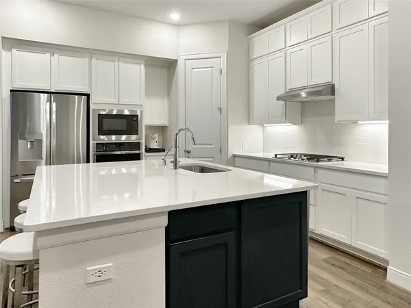 $3,295 | 4379 Mayfield Ranch Boulevard, Round Rock, TX 78681