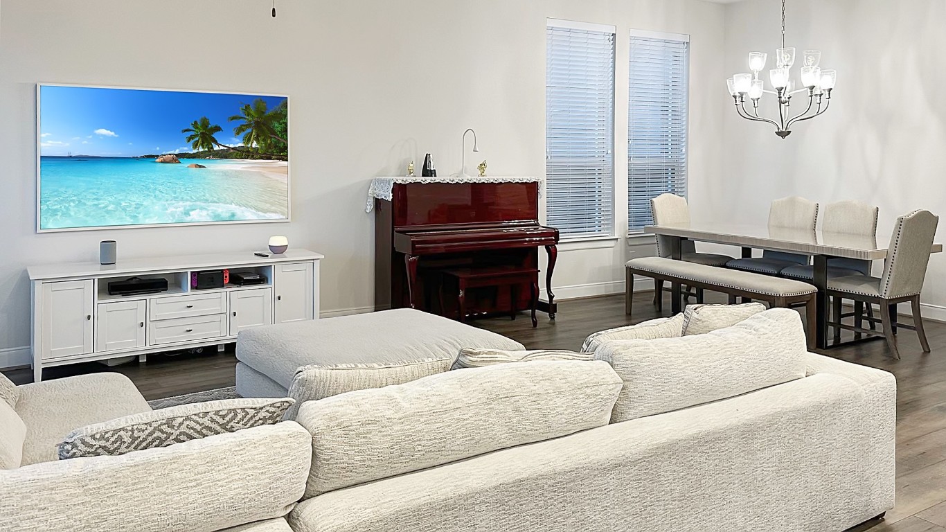 4379 Mayfield Ranch Boulevard Round Rock, TX 78681 - Photo 4 of 22