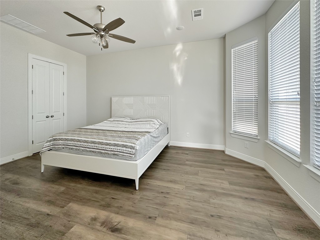 4379 Mayfield Ranch Boulevard Round Rock, TX 78681 - Photo 9 of 22