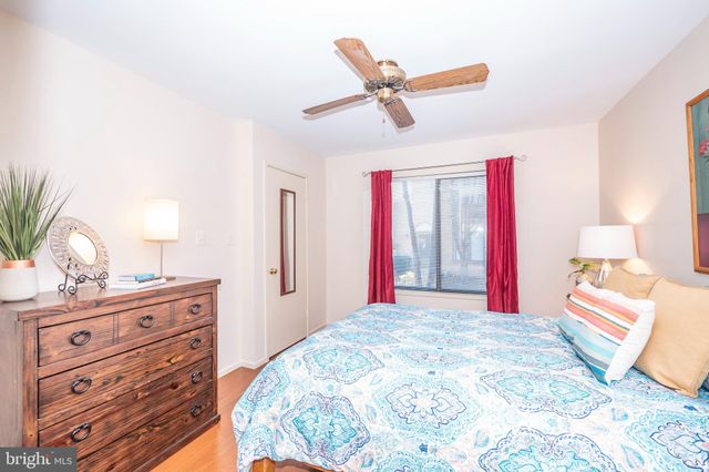 $380,000 | 20331 Gentle Way, Montgomery Village, MD 20886