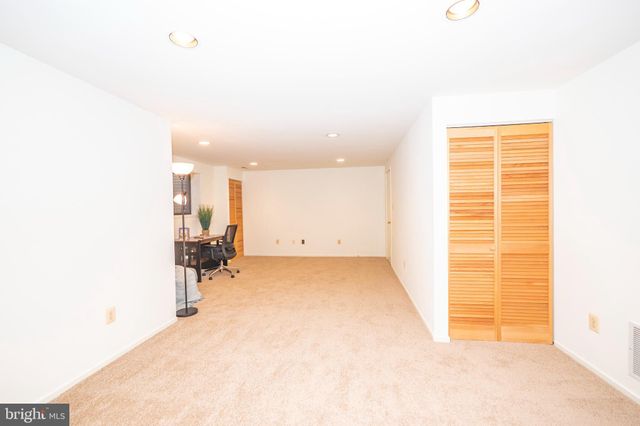 $380,000 | 20331 Gentle Way, Montgomery Village, MD 20886