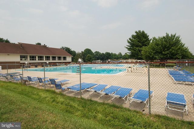 $380,000 | 20331 Gentle Way, Montgomery Village, MD 20886