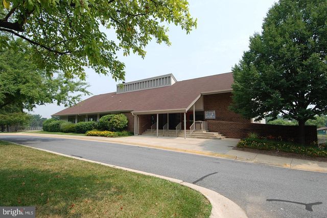 $380,000 | 20331 Gentle Way, Montgomery Village, MD 20886