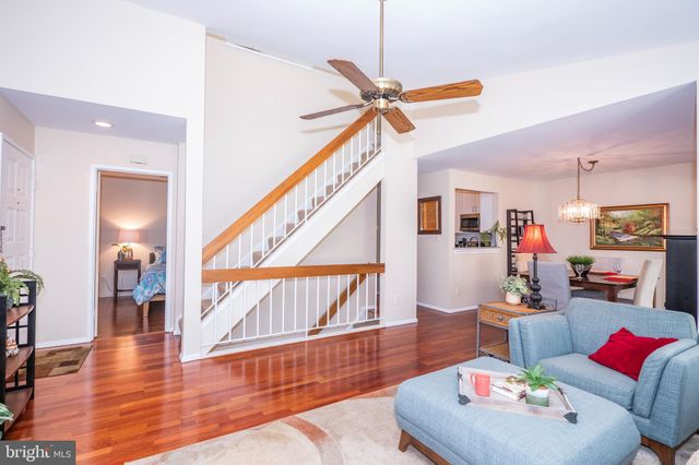 $380,000 | 20331 Gentle Way, Montgomery Village, MD 20886