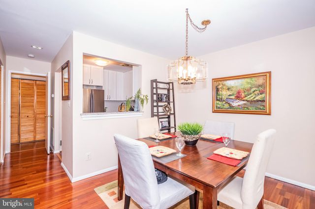 $380,000 | 20331 Gentle Way, Montgomery Village, MD 20886