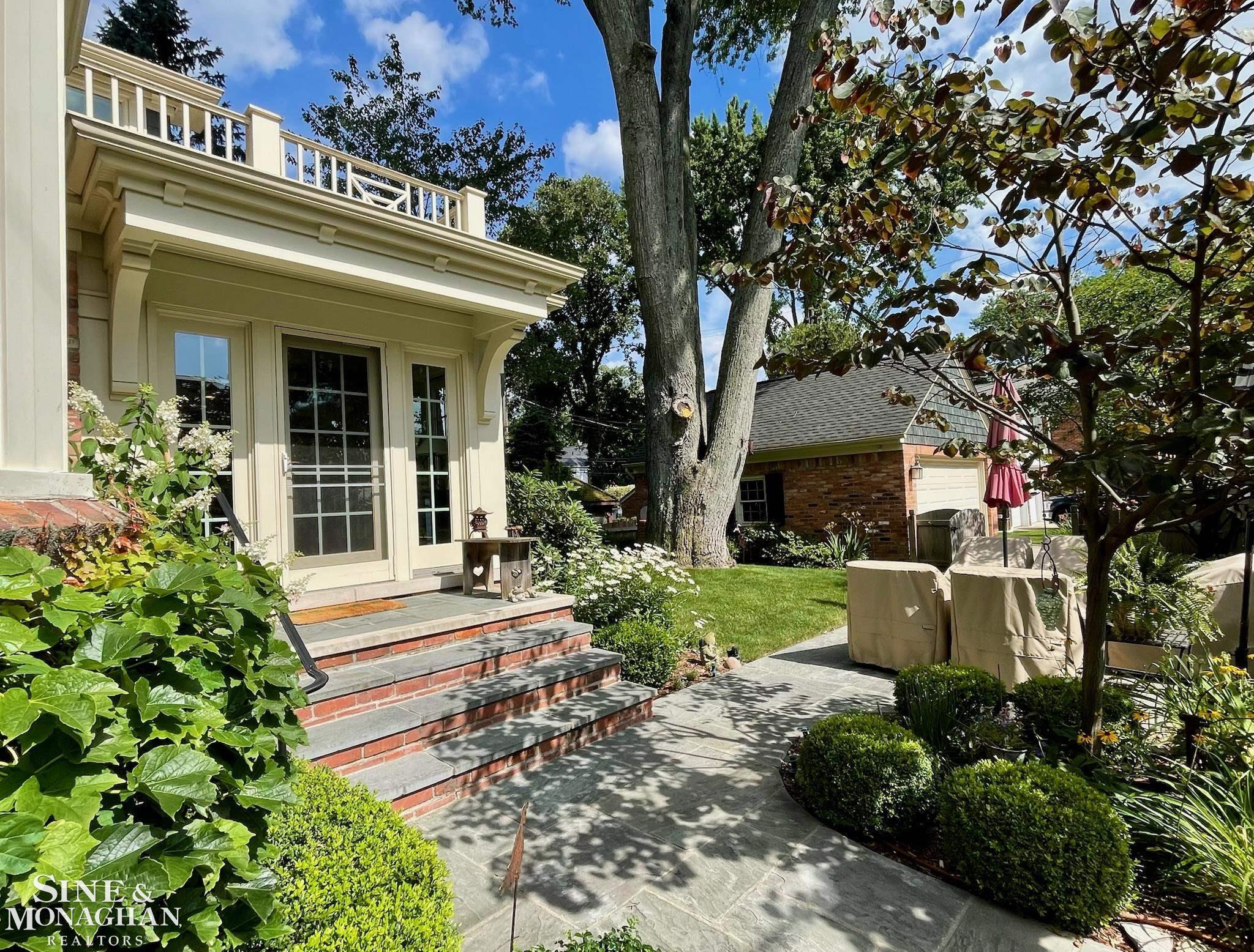 252 Moran Road Grosse Pointe Farms, MI 48236 - Photo 38 of 43
