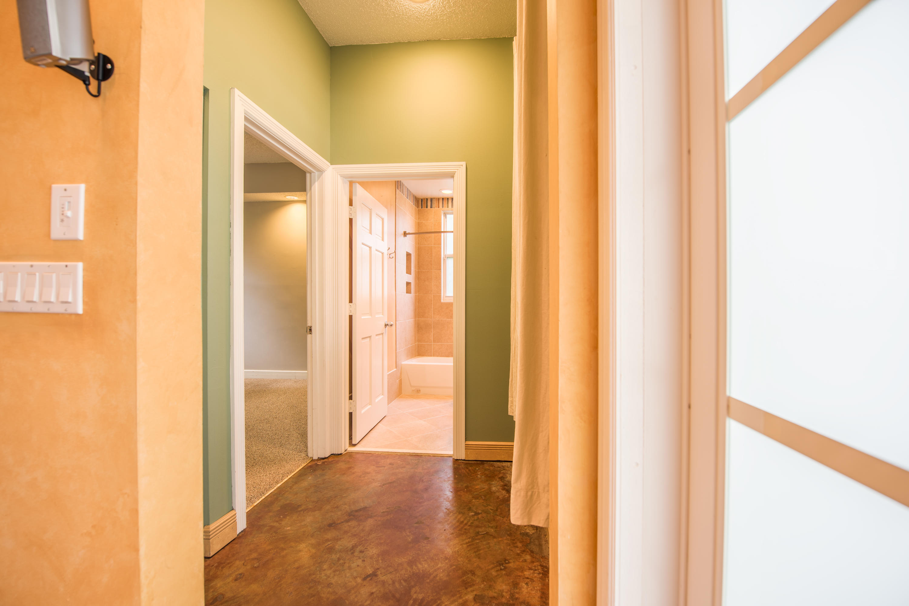 15114 Harrison Road Delray Beach, FL 33484 - Photo 14 of 59 Hallway