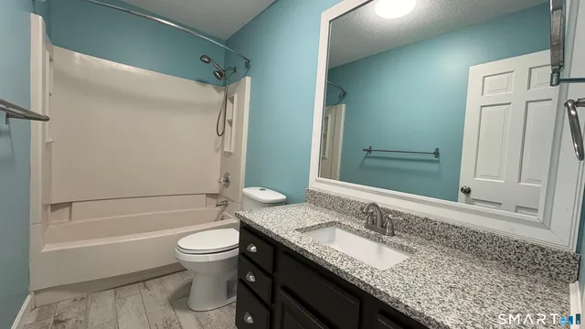 $245,000 | 26 Julia Court, Unit 26, East Windsor, CT 06016