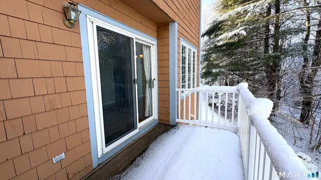 $245,000 | 26 Julia Court, Unit 26, East Windsor, CT 06016