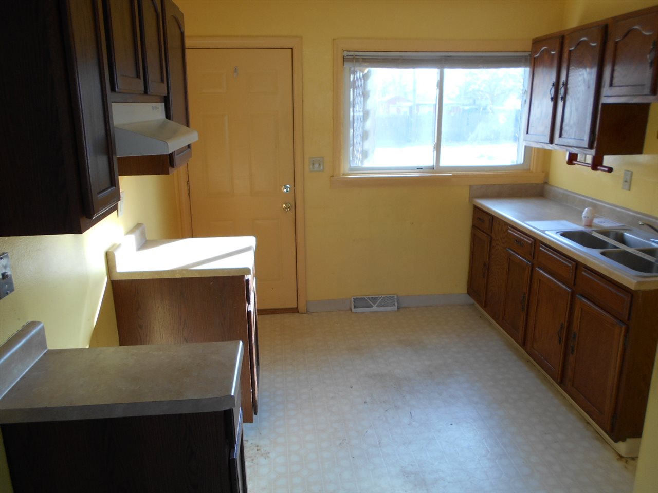 313 Huron Road Machesney Park, IL 61115 - Photo 3 of 7 Gallery Image 3