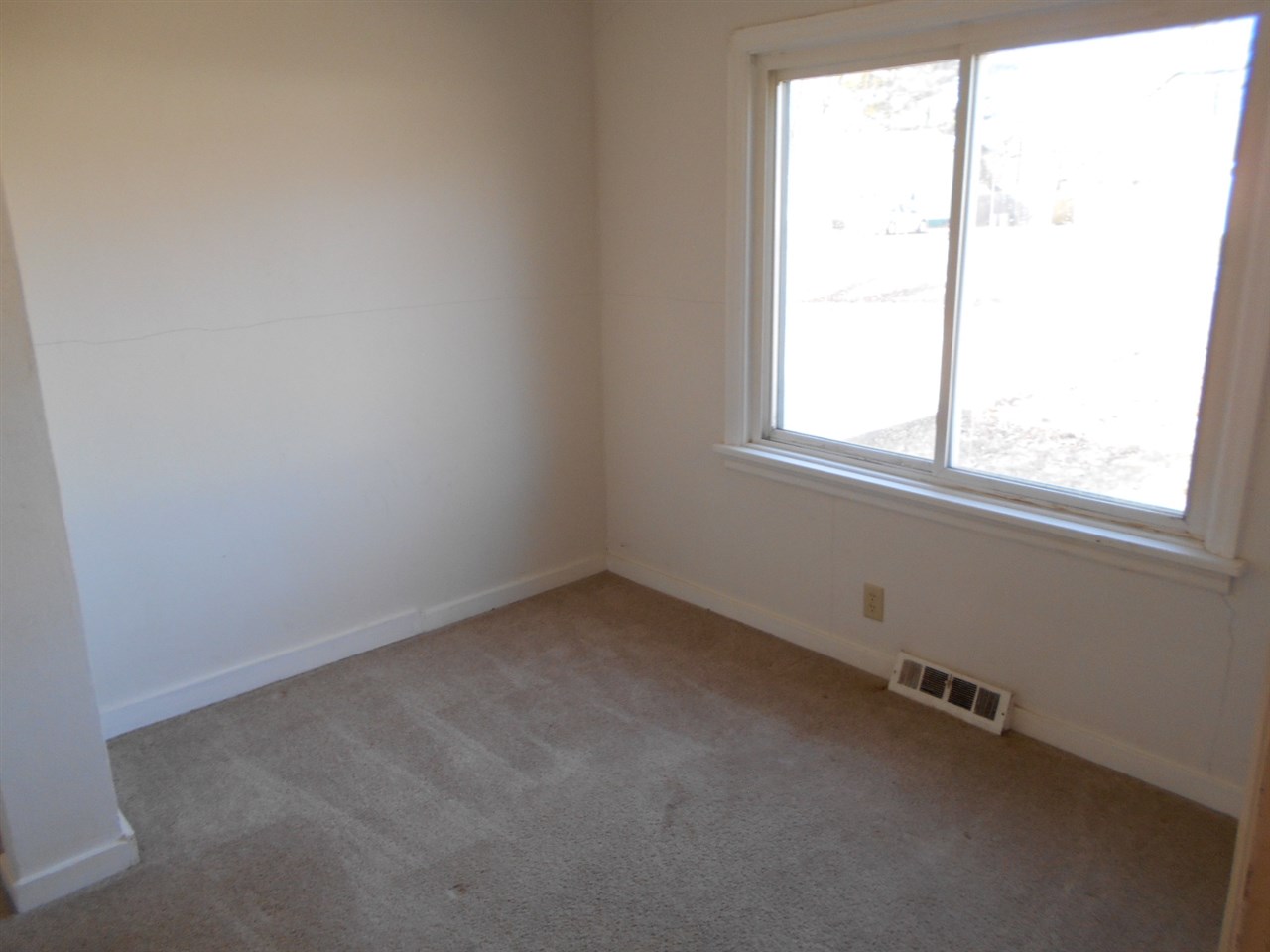 313 Huron Road Machesney Park, IL 61115 - Photo 6 of 7 Gallery Image 6