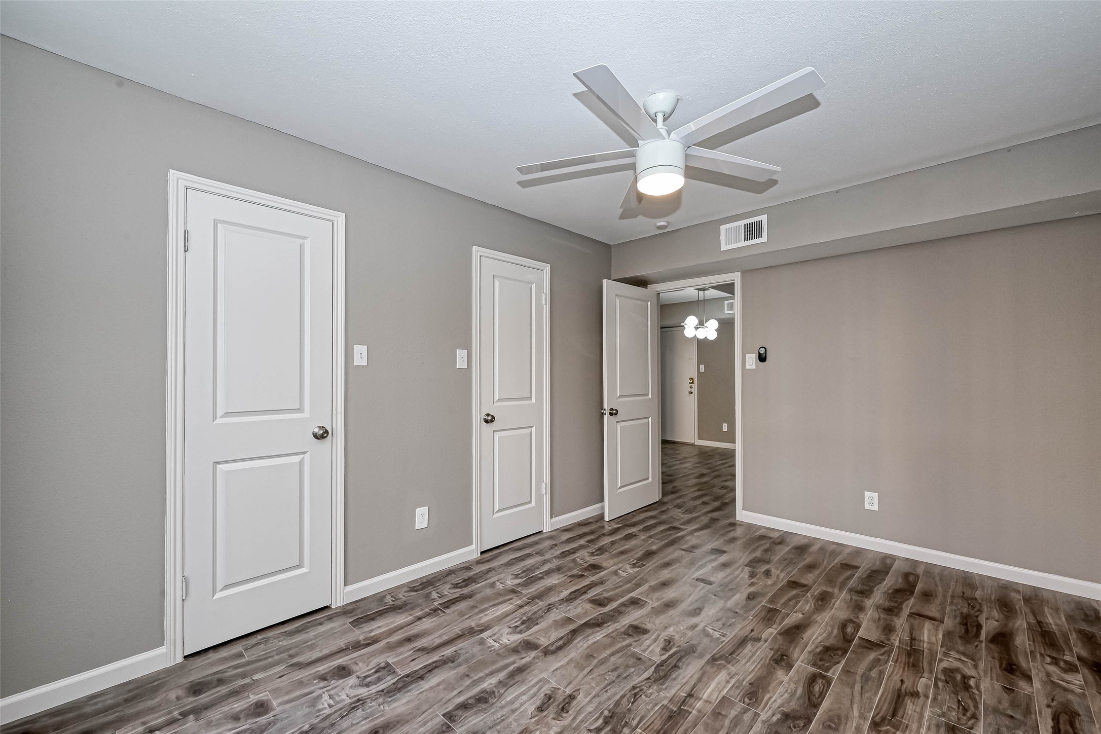4645 Wild Indigo Street, Unit 375 Houston, TX 77027 - Photo 22 of 27 a view of an empty room
