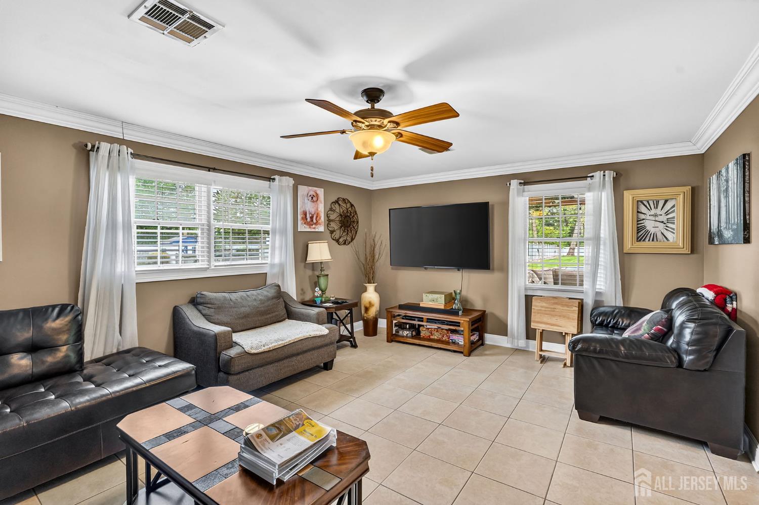 695 Spruce Road North Brunswick, NJ 08902 - Photo 12 of 63