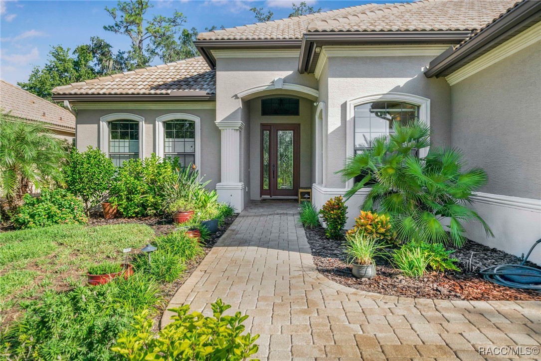 1040 West Beagle Run Loop Hernando, FL 34442 - Photo 2 of 67