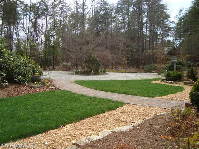 5070 Bunch Road Summerfield, NC 27358 - Photo 14 of 16 Landscaping.