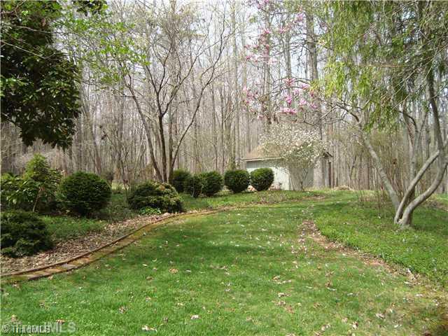 5070 Bunch Road Summerfield, NC 27358 - Photo 16 of 16 Landscaping.