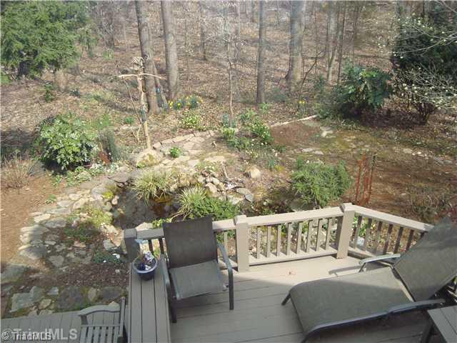 5070 Bunch Road Summerfield, NC 27358 - Photo 8 of 16 Landscaping.