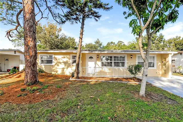 $2,345 | 3632 Stokes Drive, Sarasota, FL 34232
