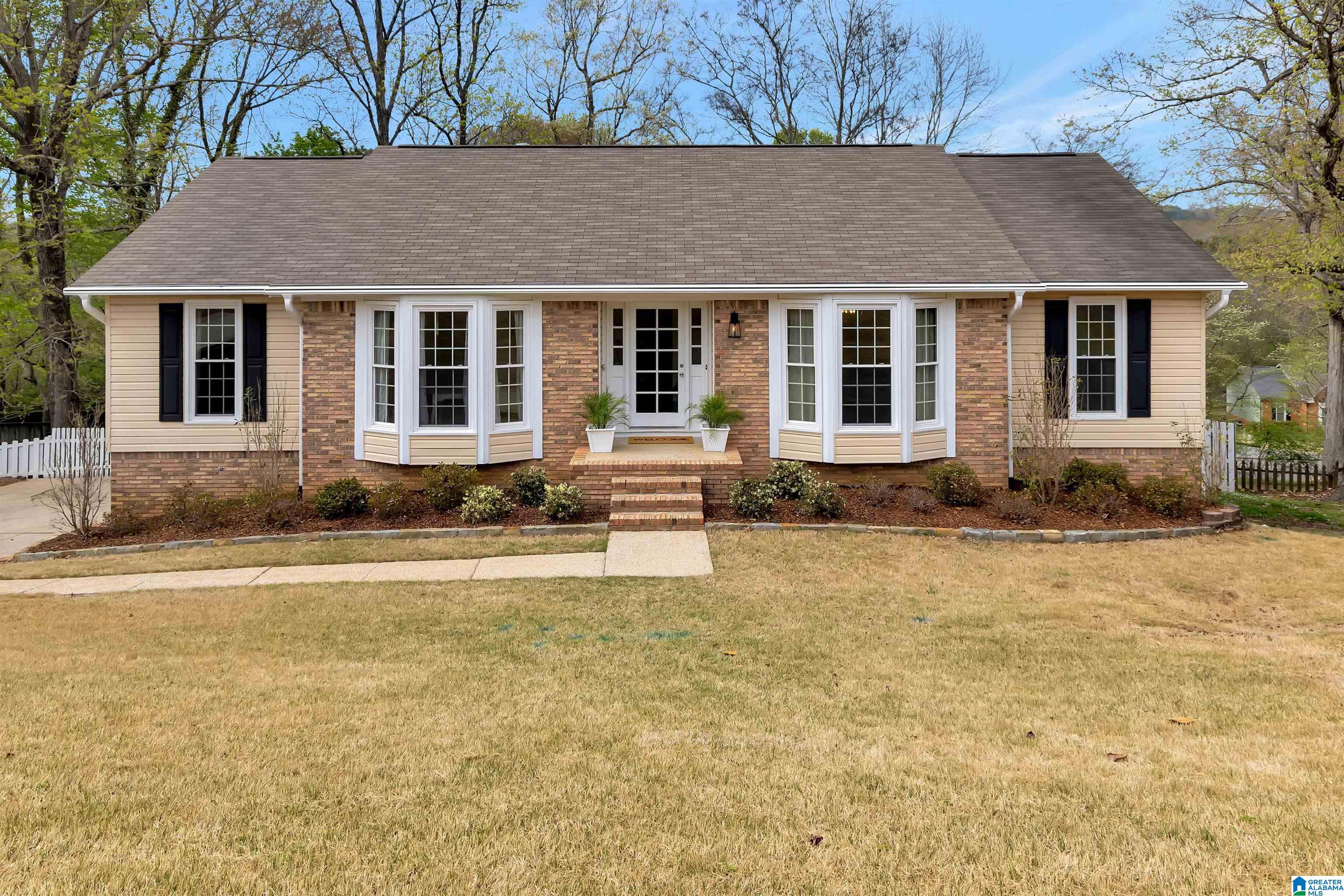 4348 Heritage View Road Birmingham, AL 35242 - Photo 2 of 48 Gallery Image 2