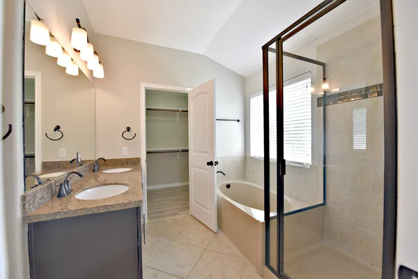 $378,000 | 12508 Piper Court, Austin, TX 78750