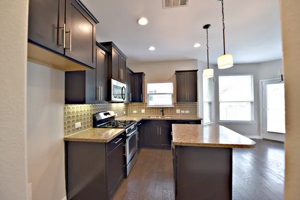 $378,000 | 12508 Piper Court, Austin, TX 78750
