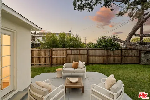 $995,000 | 7931 Reading Avenue, Los Angeles, CA 90045