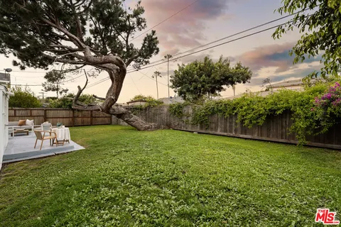 $995,000 | 7931 Reading Avenue, Los Angeles, CA 90045