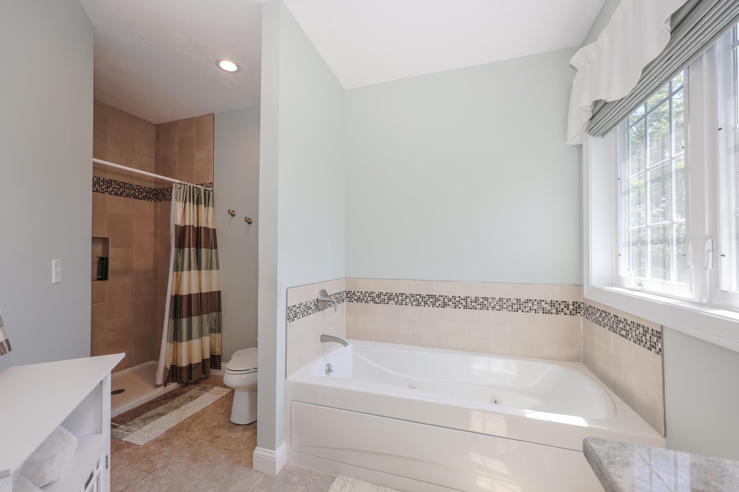145 Clement Road Pelham, NH 03076 - Photo 20 of 46