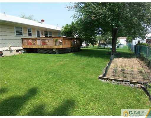 47 Jeffery Road Colonia, NJ 07067 - Photo 18 of 18 Gallery Image 18