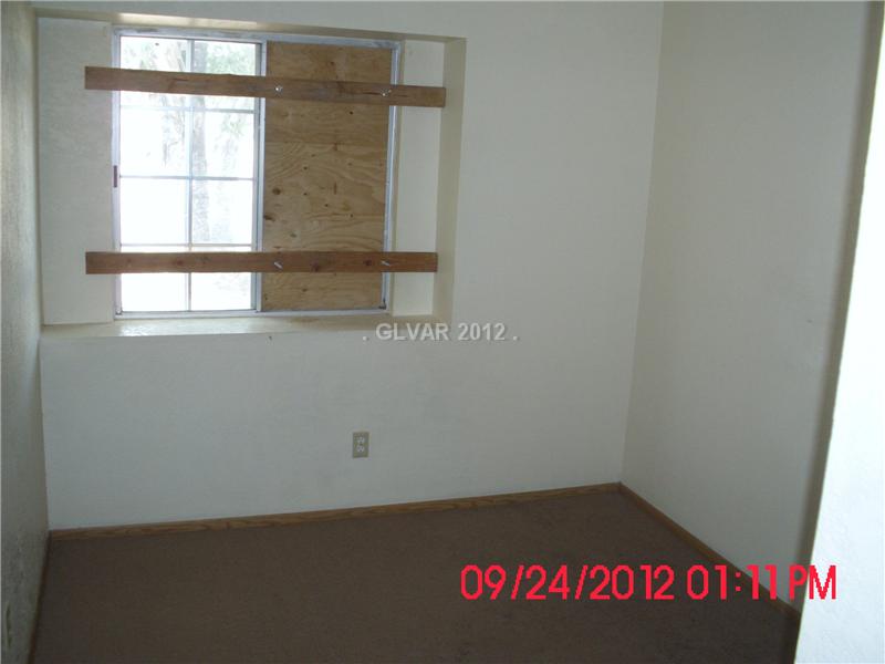 528 East Rolly Street Henderson, NV 89011 - Photo 4 of 8 Bedroom.