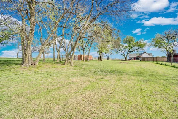 $305,000 | 4889 Farm To Market Road 934, Itasca, TX 76055