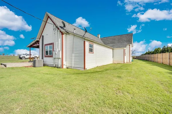 $305,000 | 4889 Farm To Market Road 934, Itasca, TX 76055